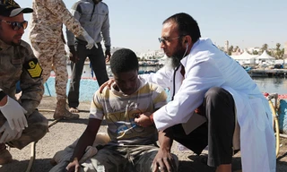 Một người di cư được giải cứu.