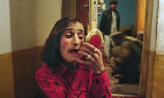 Shaharyar trở thành "trai nhảy" khi mới 17 tuổi sau khi bố qua đời, gia đình túng quẫn