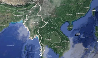 Chiếc máy bay rơi ở ngoài khơi bờ biển phía tây Myanmar.