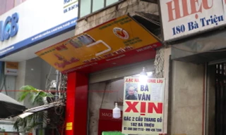 Ma trận giữa con phố có nhiều 'Bà Vân' nhất Hà Nội