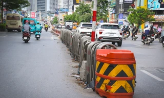 Nhếch nhác những dải phân cách mềm ở Hà Nội