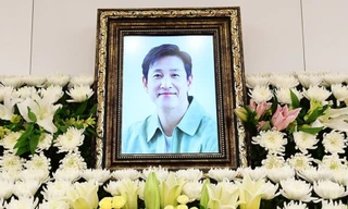 Lễ tang Lee Sun Kyun ngập nước mắt, nhiều nghệ sĩ đứng không vững