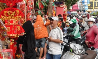 Khu phố đỏ nhất TPHCM, tiểu thương 'chốt đơn' 500 triệu là chuyện thường