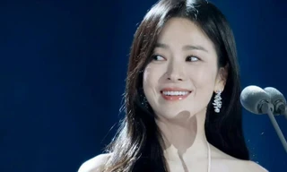 Bức ảnh có Song Hye Kyo gây bàn luận