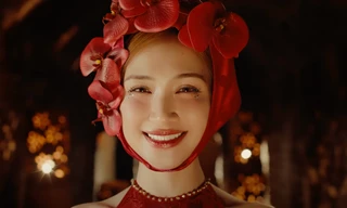 'Bắc Bling' của Hòa Minzy chạm mốc 100 triệu lượt xem