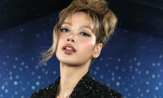 Lisa (BlackPink) vào danh sách mặc xấu nhất Met Gala 2025