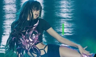 BlackPink bị chê tệ hại, báo Pháp chỉ đích danh Jennie 