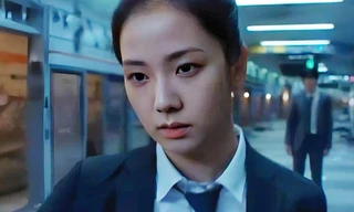 Phim của Jisoo (BlackPink) gây tranh cãi