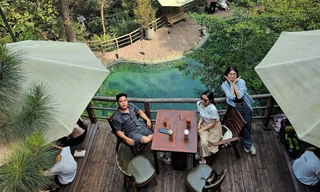 Nghỉ lễ 30/4: Quanh Hà Nội 'cháy' phòng, gọi 7 khách sạn vẫn không đặt được