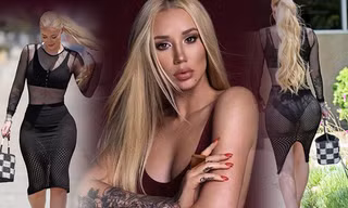Iggy Azalea diện váy xuyên thấu, khoe 3 vòng ngoại cỡ với nội y