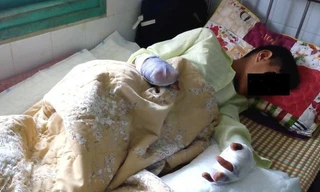 Cháu Th. đang điều trị tại bệnh viện 