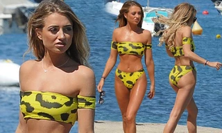 Georgia Harrison khoe dáng đẹp tuyệt mỹ với áo tắm