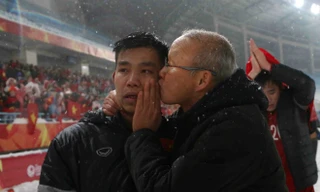 Văn Thanh tiết lộ nhắn nhủ của thầy Park với các trò giữa trận chung kết