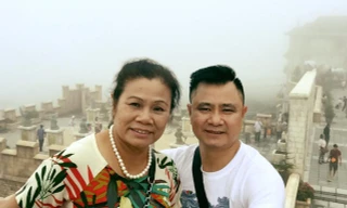 NSND Tự Long và mẹ