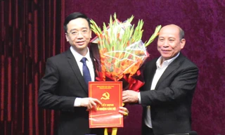 Công bố quyết định của Ban Thường vụ Tỉnh ủy Hoà Bình về công tác cán bộ