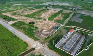 Cụm công nghiệp nghìn tỷ vừa giao đất đã xin miễn tiền và xin mở rộng diện tích