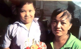 Bà Nhàn cầu cứu công an và cộng đồng về thông tin của bé trai qua số điện thoại 0937.849.657.