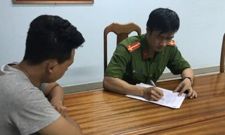 Công an lấy lời khai điều tra vụ việc.