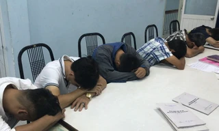 Nhiều con bạc tại công an.