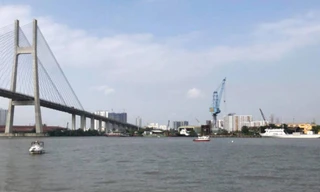 Khu vực sà lan bị đâm chìm.