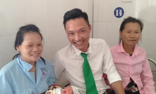 Tài xế Nguyễn Xuân Thọ hỗ trợ sản phụ sinh con thành công.