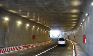 Nhìn gần hầm chui 'giải cứu' cửa ngõ Sài Gòn