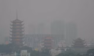 TPHCM chìm trong sương mù, mờ ảo như trời Đà Lạt