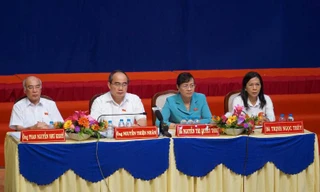 Đoàn đại biểu Quốc hội tiếp xúc cử tri quận 2.