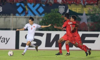 Bàn thắng không được công nhận, Văn Toàn than 'số mình quá đen'