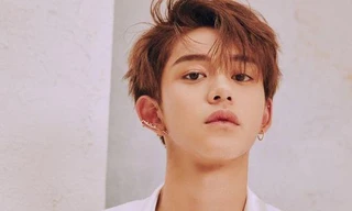 Vì sao dân mạng phẫn nộ chuyện Lucas (NCT) lộ bao thuốc lá khi đang livestream?