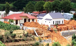 các công trình không phép đua nhau "moc"