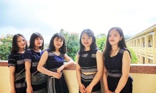 Học sinh dân tộc K'Ho ở huyện Lạc Dương