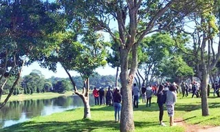 Hồ Xuân Hương, nơi bà M thường đến bán trái cây.