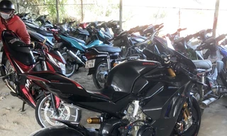 Hàng chục xe mô tô vi phạm bị tạm giữ