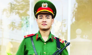 Chiến sĩ nghĩa vụ Phan Văn Bá đỗ thủ khoa khối C03