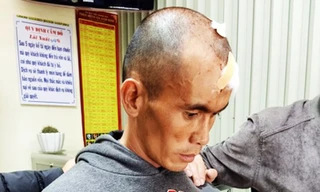 Văn Đức Khánh tại hiện trường vụ cướp