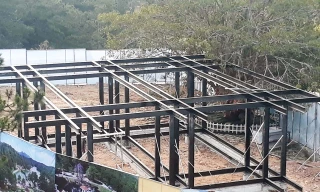 Xây dụng không phép ở Thung lũng tình yêu.