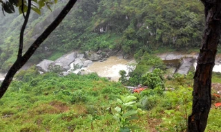 Nơi xe khách gặp nạn. Ảnh: Tùng Duy