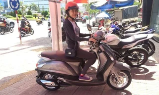  Những nữ khách hàng đầu tiên sở hữu Yamaha Nozza Grande.