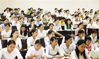 32,38% sinh viên cho biết không có hiện tượng quay cóp trong lớp (ảnh minh họa). 