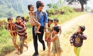 Hoàng Thị Thảo luôn hướng về đồng bào vùng cao quê hương xứ Thanh