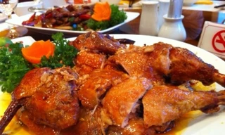 Thực phẩm chế biến sẵn không an toàn sẽ tiềm ẩn nhiều nguy cơ gây bệnh. Ảnh minh họa: Thùy Giang (Vietnam+)