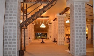 Khách sạn được xây dựng hoàn toàn từ muối