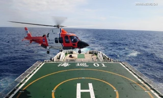 Tàu Hải Tuần 01 của Trung Quốc dò được tín hiệu tương thích với hộp đen. Ảnh: Xinhua