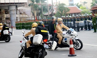 Những chiếc xe thửa riêng cho cảnh sát ở Việt Nam