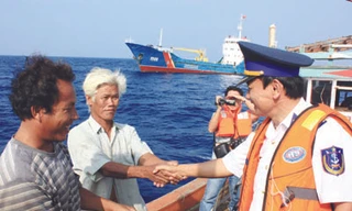 Nằm lại với Hoàng Sa