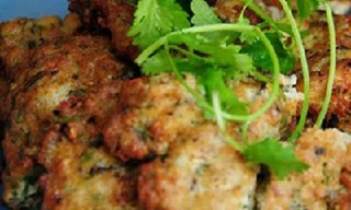 Chả rươi đúng mùa thơm ngon