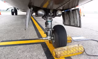 Khai thác trở lại đội tàu bay ATR 72 sau sự cố lốp rơi