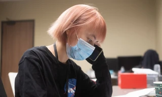 SỐC: Ca sĩ Xuân Nghi được xác nhận mắc COVID-19, gần 1 năm chưa thể về Việt Nam