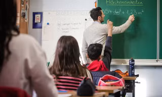 Quốc gia nào có mức lương giáo viên cao nhất thế giới?